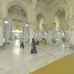 داخل المسجد الحرام